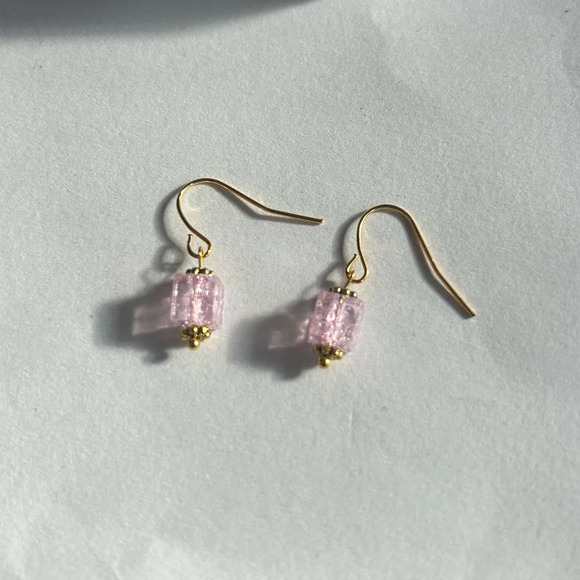 3/$20 Light Pink Square Crystal Ornate Gold Plated Dangling Drop Earrings - Picture 2 of 3